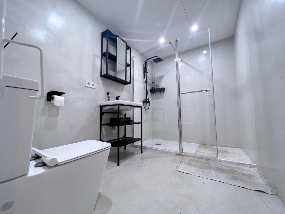 Hug Hotel2022 El Carrer del Canonge 外观 照片