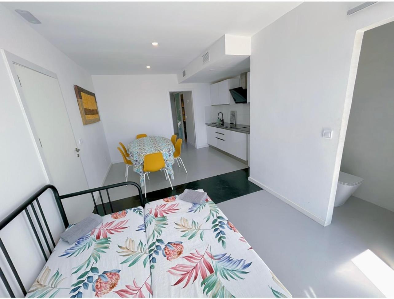 Hug Hotel2022 El Carrer del Canonge 外观 照片